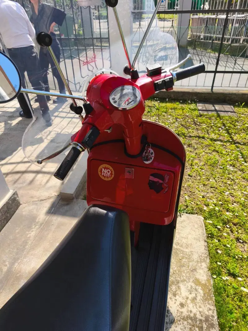 Piaggio Vespa 150 PX (1980 - 00) (12)