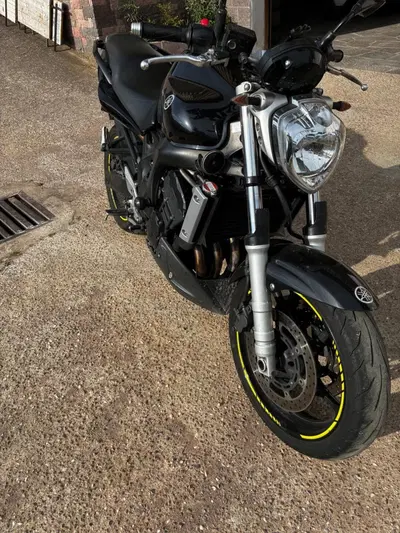 Yamaha FZ6 (2004 - 07) usata