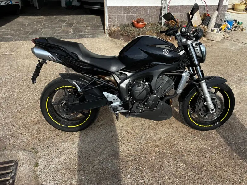Yamaha FZ6 (2004 - 07) (6)