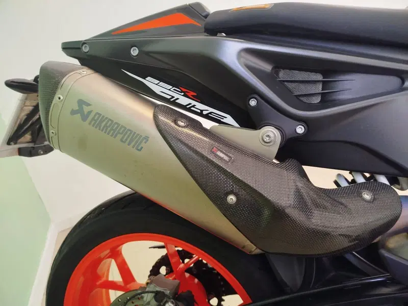 KTM 890 Duke R (2021) (5)