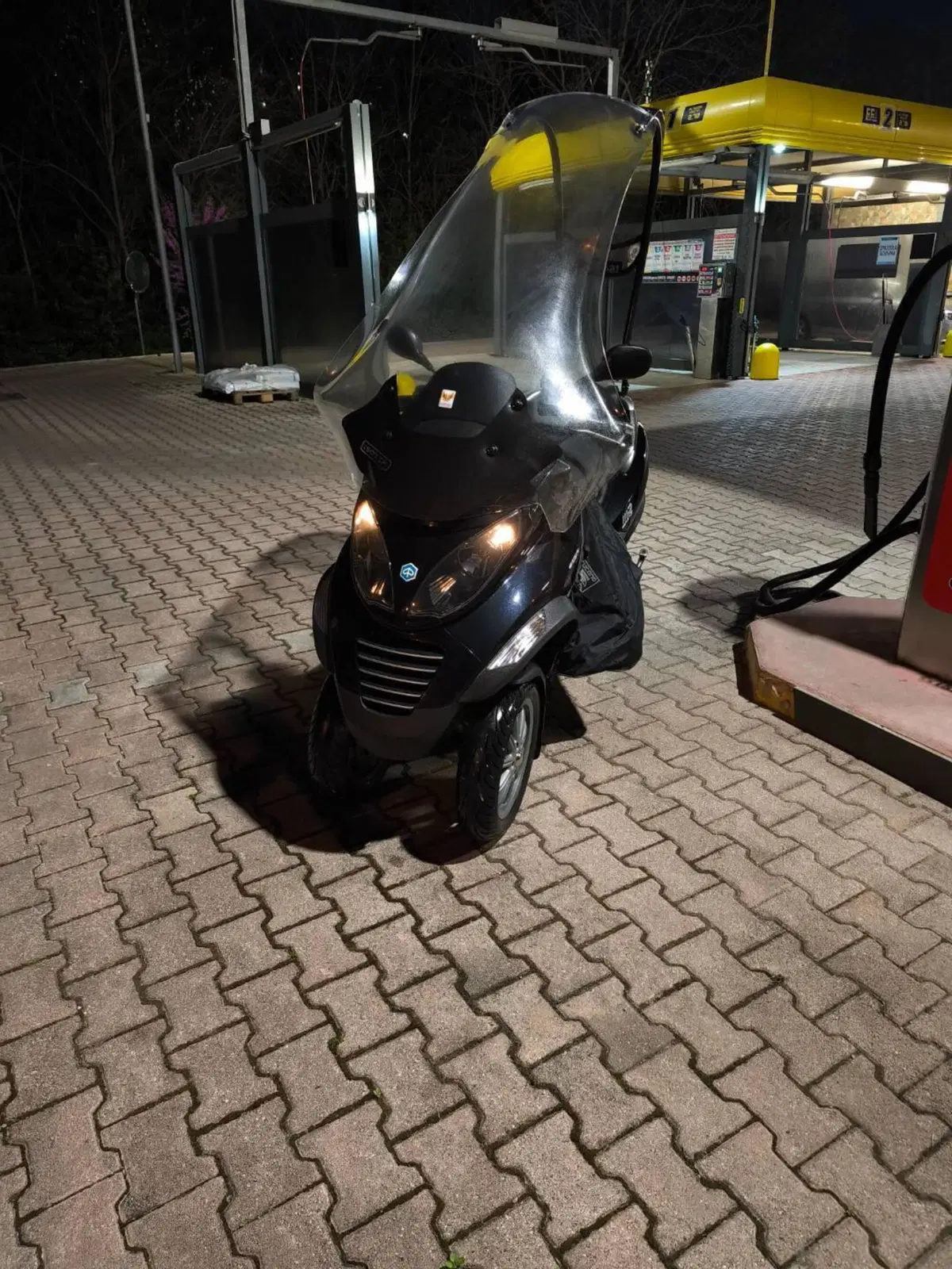 Piaggio MP3 LT 400 (2009 - 11) (2)