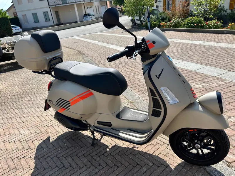 Vespa GTV 300 Hpe (2023 - 25) (7)