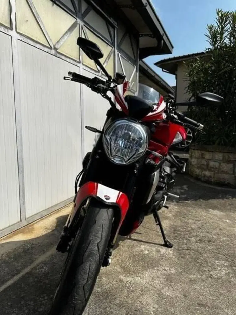 Ducati Monster 1200 R (2016 - 19) (2)