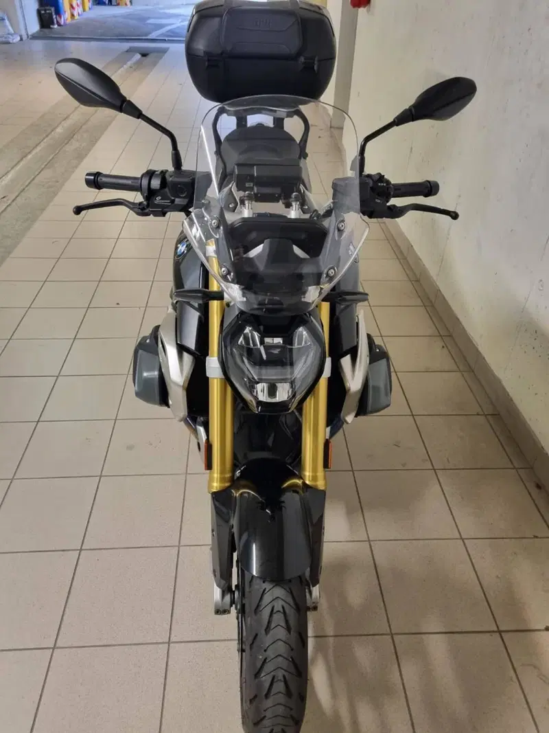 Bmw R 1250 R (2021 - 25) (2)