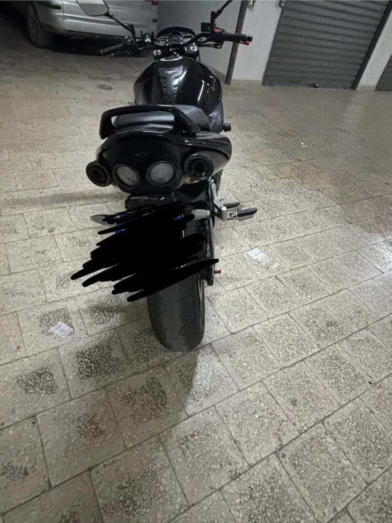 Suzuki GSR 600 (2006 - 11) (6)