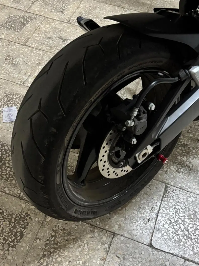 Suzuki GSR 600 (2006 - 11) (7)