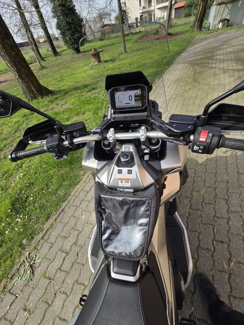 Honda X-ADV 750 DCT Travel (2021 - 24) (4)