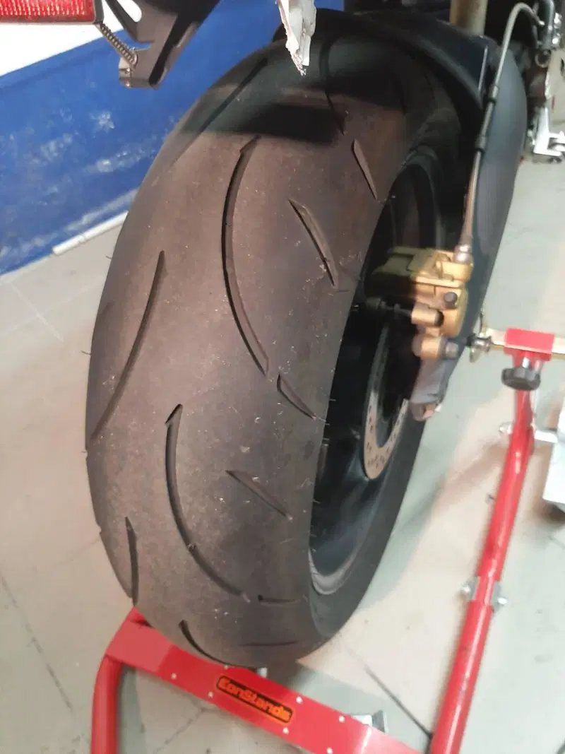 Triumph Street Triple R (2009 - 12) (6)