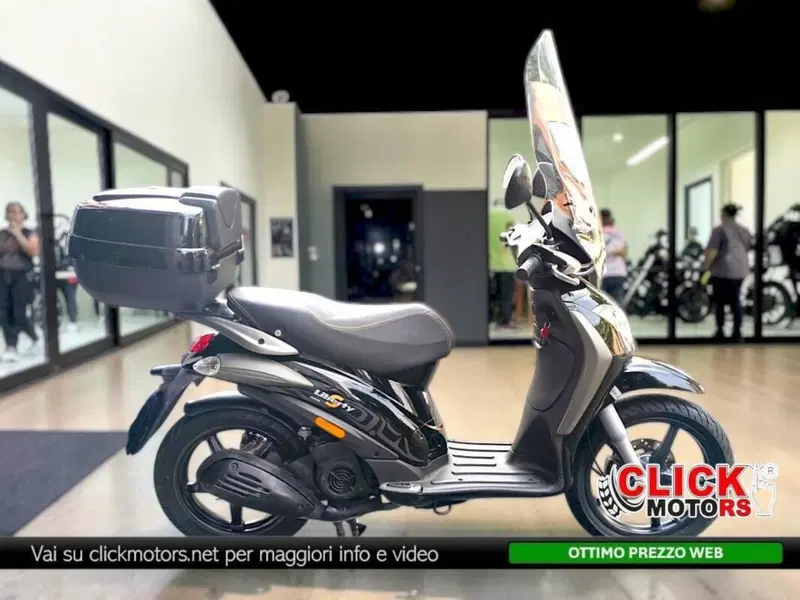 Piaggio Liberty S 200 (2006) (3)