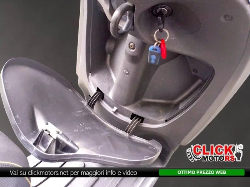 Piaggio Liberty S 200 (2006) (9)