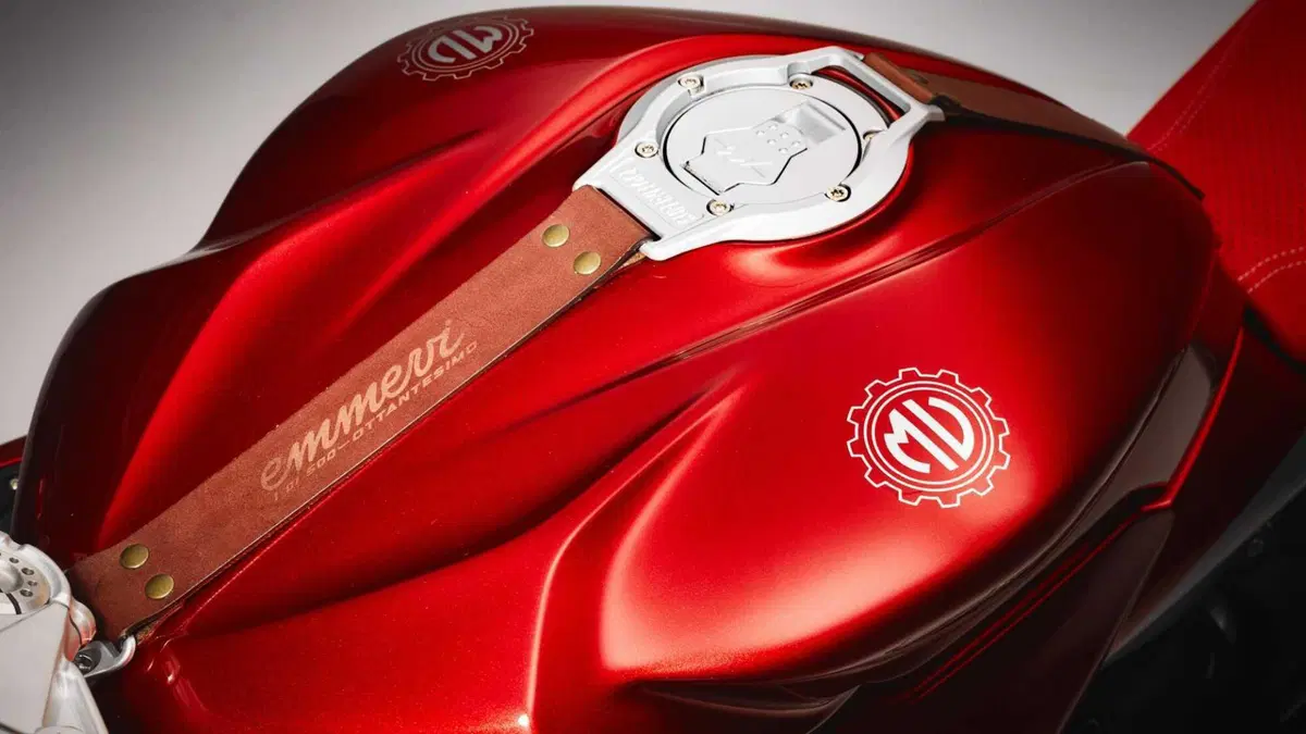 MV Agusta Superveloce 800 Superveloce 800 S (2026) (11)