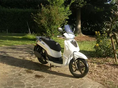 Kymco People 200i S DD (2007 - 16) usata