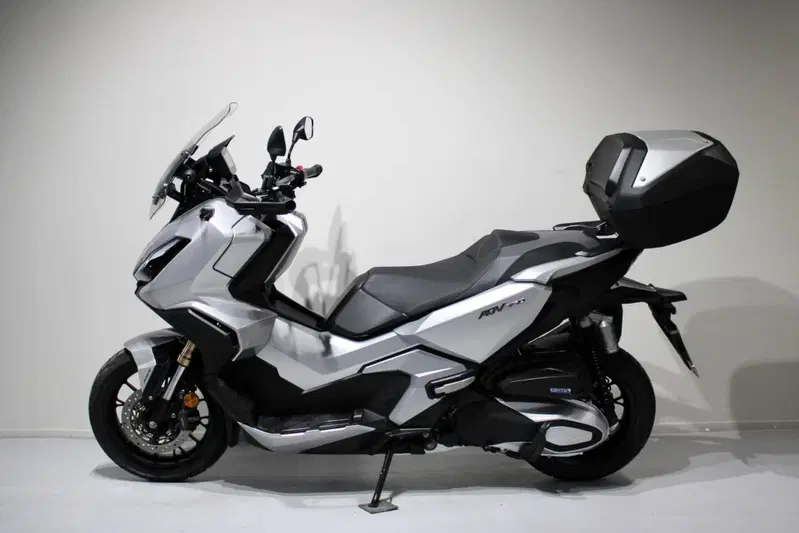 Honda ADV 350 (2022 - 24) (4)