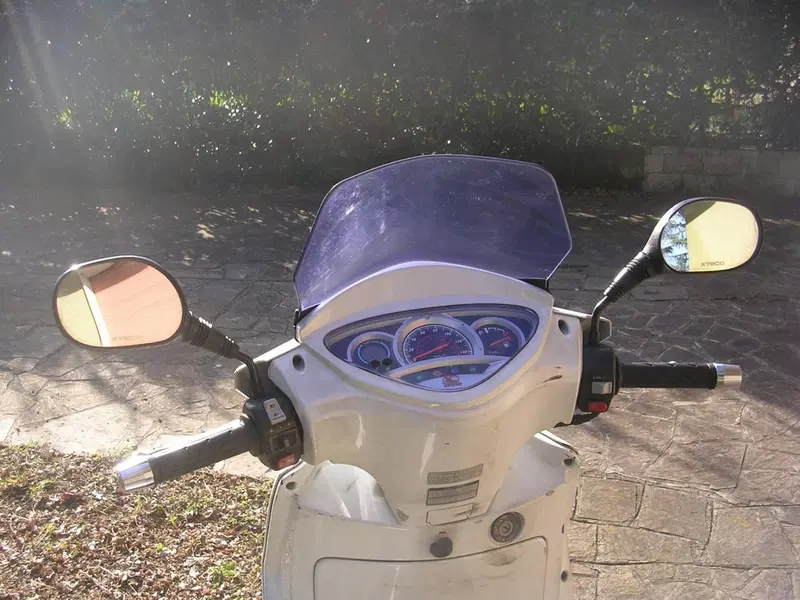 Kymco People 200i S DD (2007 - 16) (5)