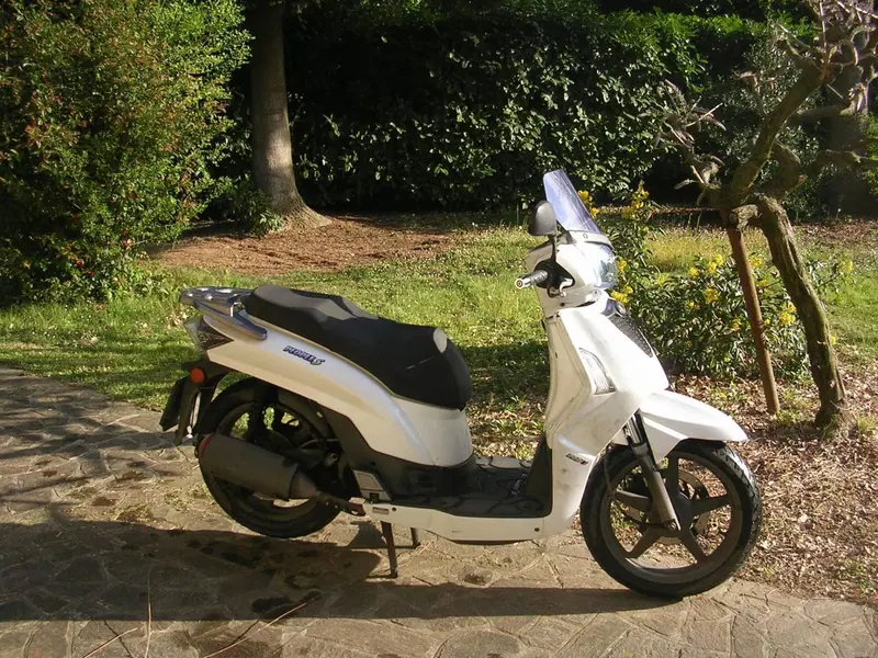 Kymco People 200i S DD (2007 - 16) (6)
