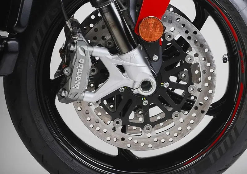 MV Agusta Brutale 801 Brutale 801 (2026) (13)
