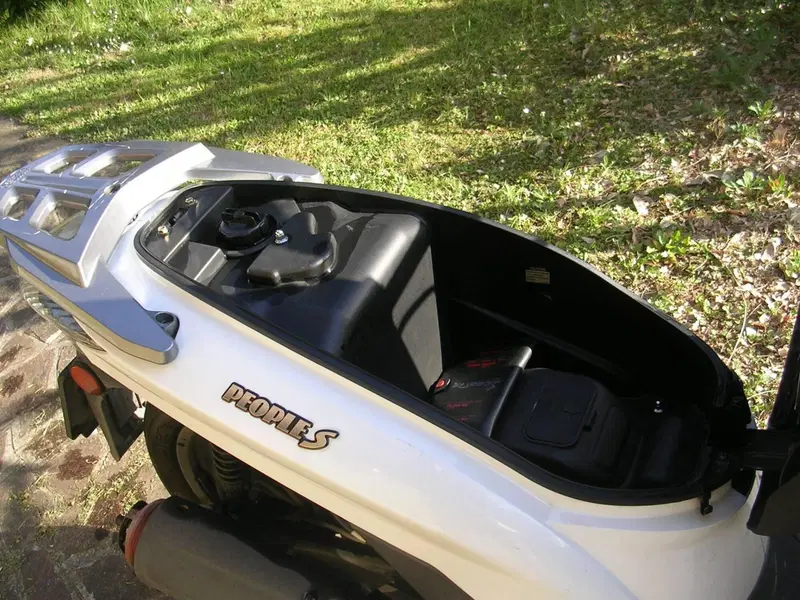 Kymco People 200i S DD (2007 - 16) (8)
