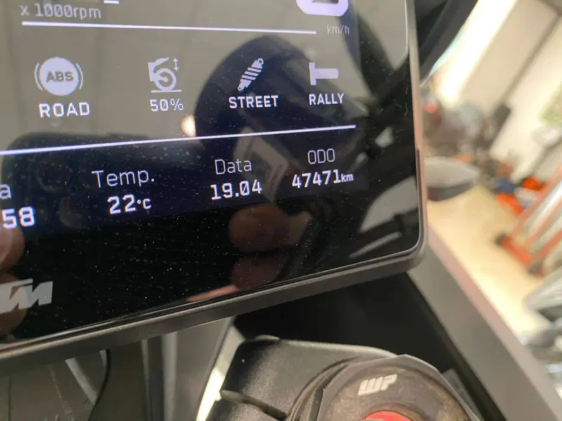 KTM 1290 Super Adventure S (2021) (6)