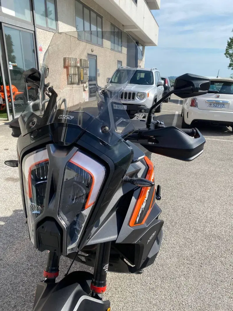 KTM 1290 Super Adventure S (2021) (4)