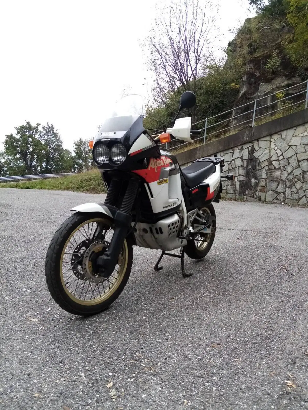 Honda Twin
