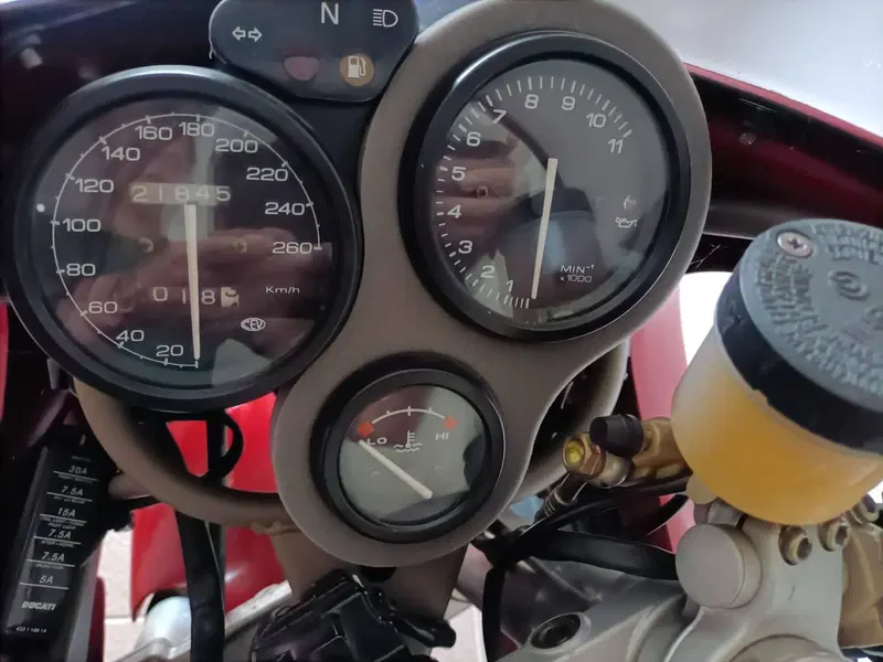 Ducati SuperSport 900 (1998 - 00) (3)
