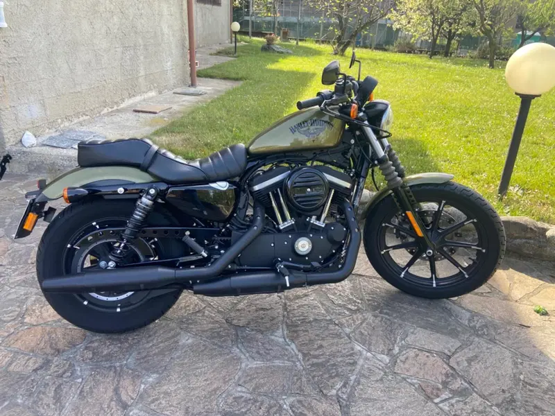 Harley-Davidson 883 Iron (2017 - 20) - XL 883N
