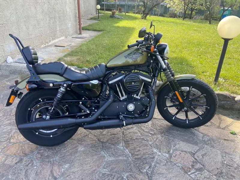 Harley-Davidson 883 Iron (2017 - 20) - XL 883N (10)