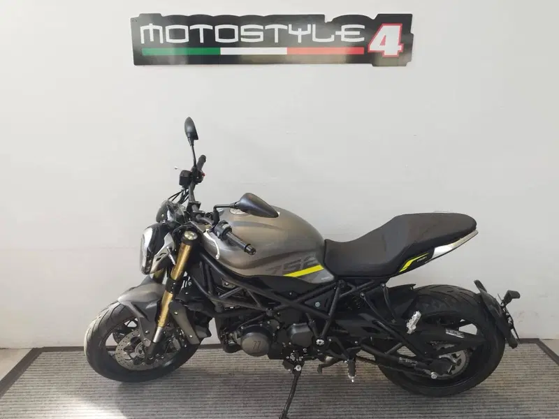 Benelli 752 S (2022 - 25) (2)