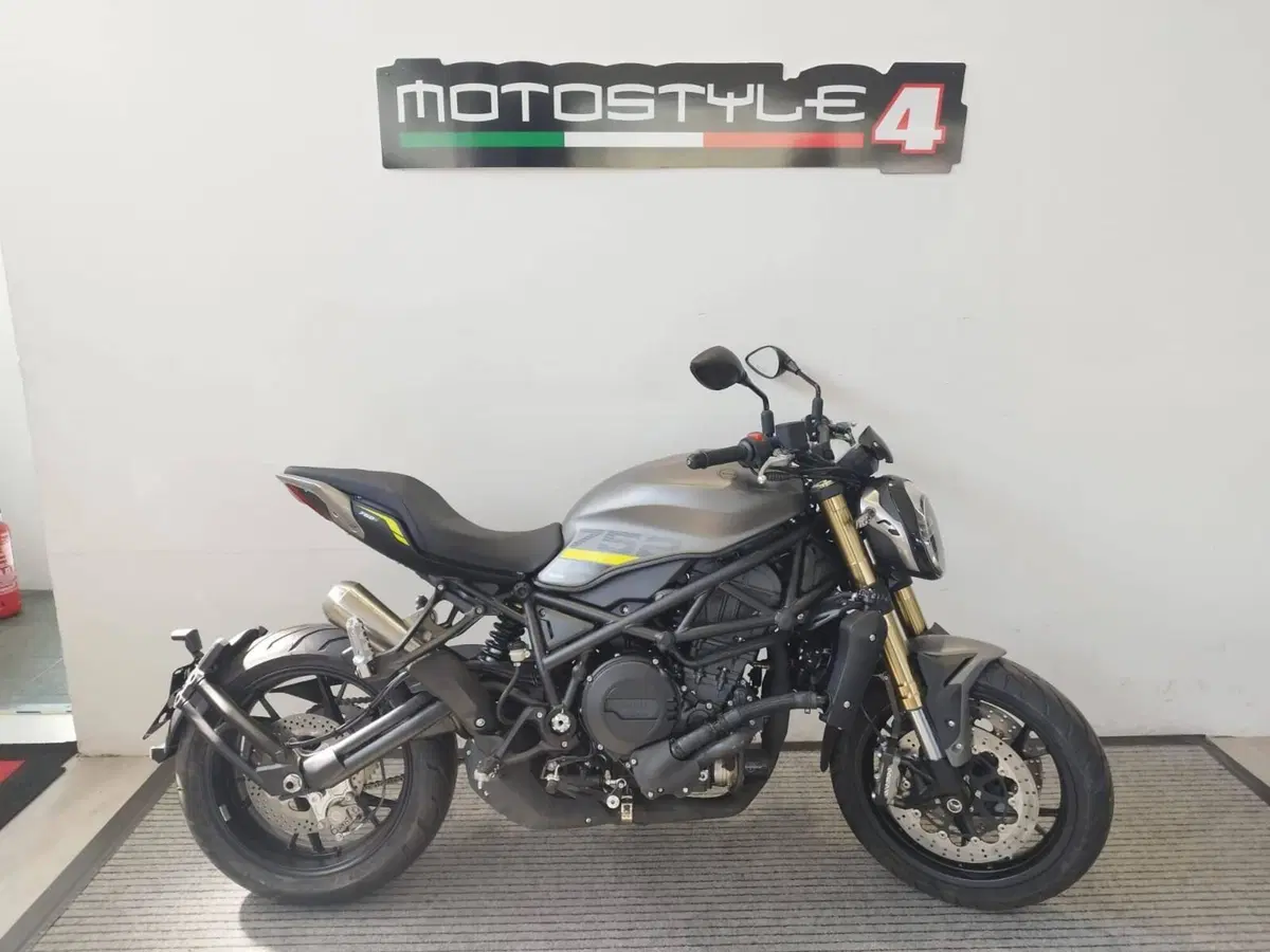 Benelli 752 S (2022 - 25)