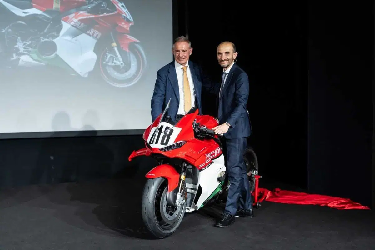 Ducati compie 100 anni: la Superleggera V4 Centenario Tricolore e un anno di celebrazioni (7)