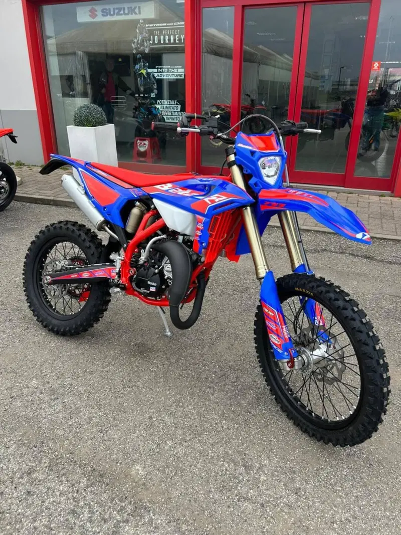 Betamotor RR 125 2T Enduro Race (2026) (2)