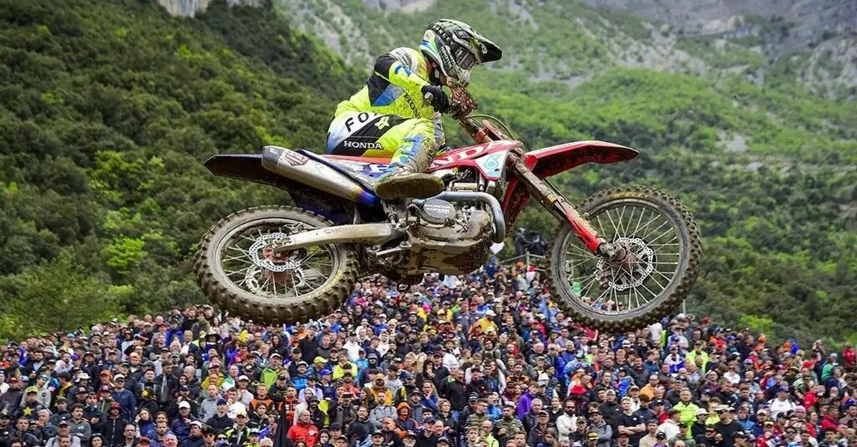 MXGP26 - Arco di Trento: Jeffrey Herlings esalta il grande pubblico del Ciclamino! Vittoria di GP e gara 1 da panico