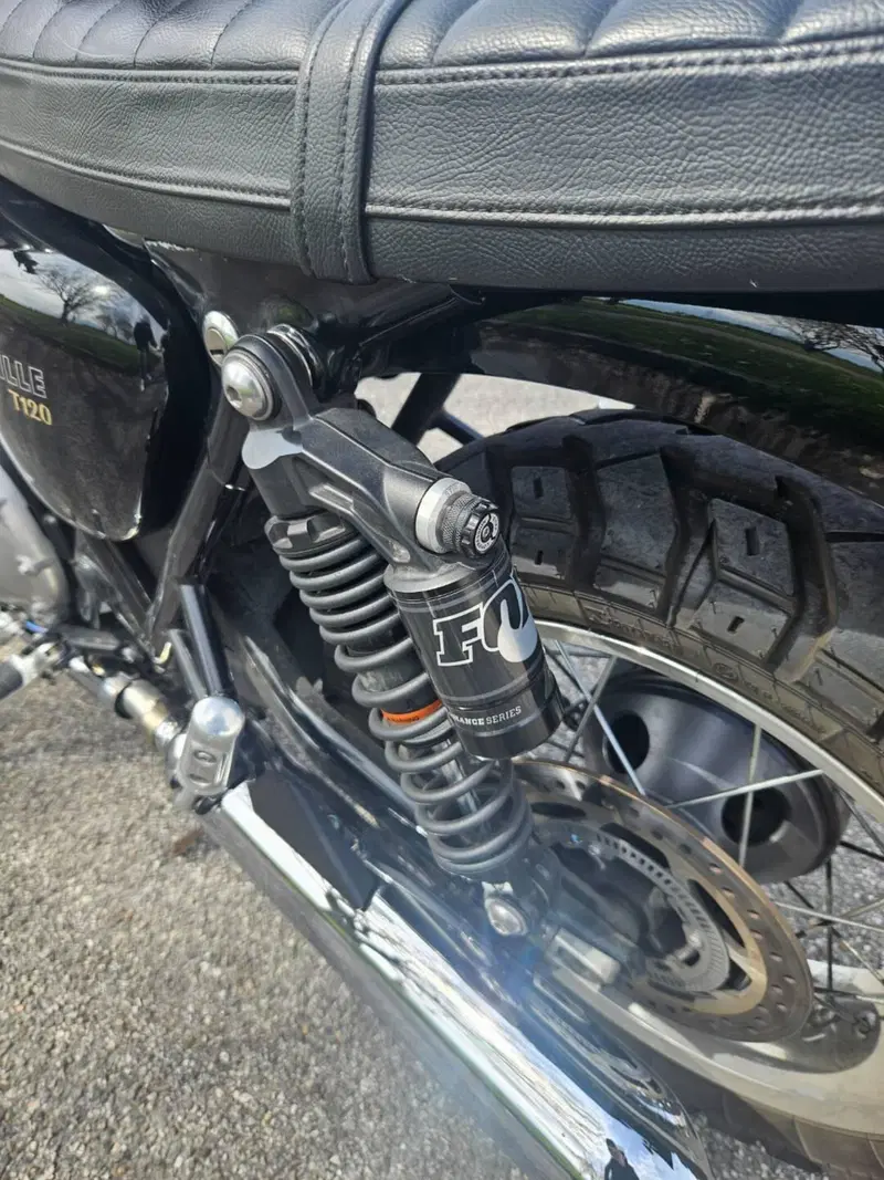 Triumph Bonneville T120 (2021 - 25) (4)