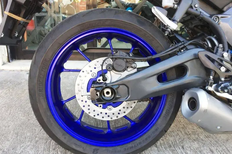 Yamaha YZF R7 (2021 - 25) (14)