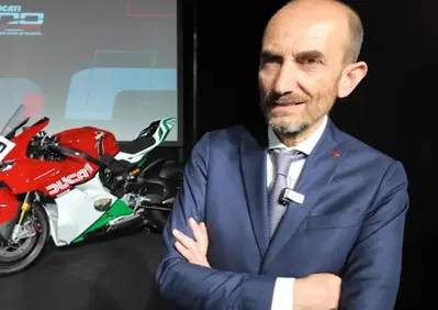 MotoGP 2026. Dopo Dovizioso e Dall'Igna, ecco Claudio Domenicali sulle condizioni di Marc Márquez: Non è ancora al 100% [VIDEO]