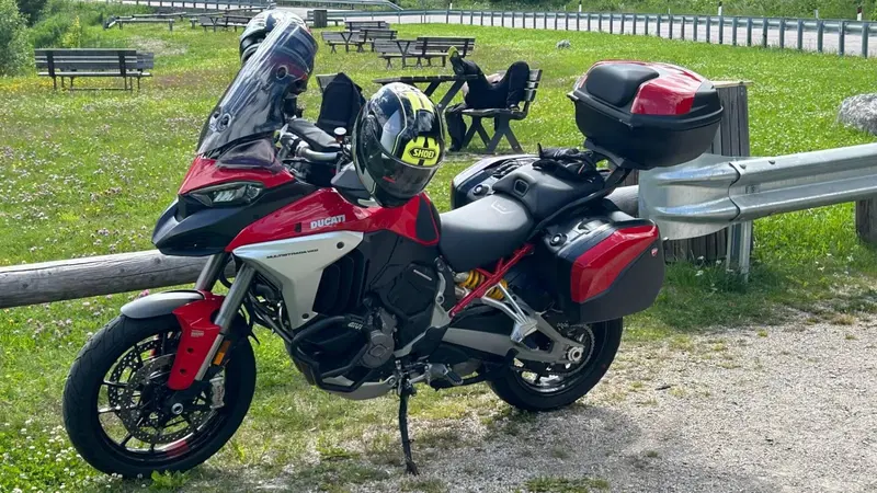Ducati Multistrada V4 S (2021 - 24) (4)