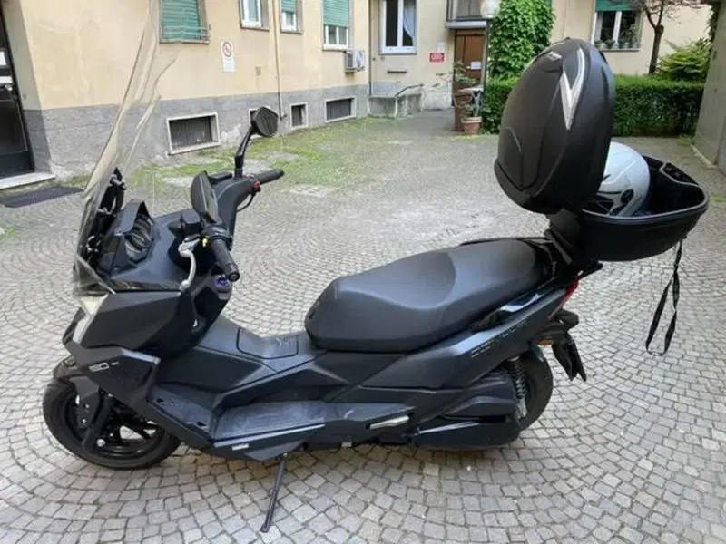 Kymco Dink R 150 Tunnel (2023 - 26) (3)