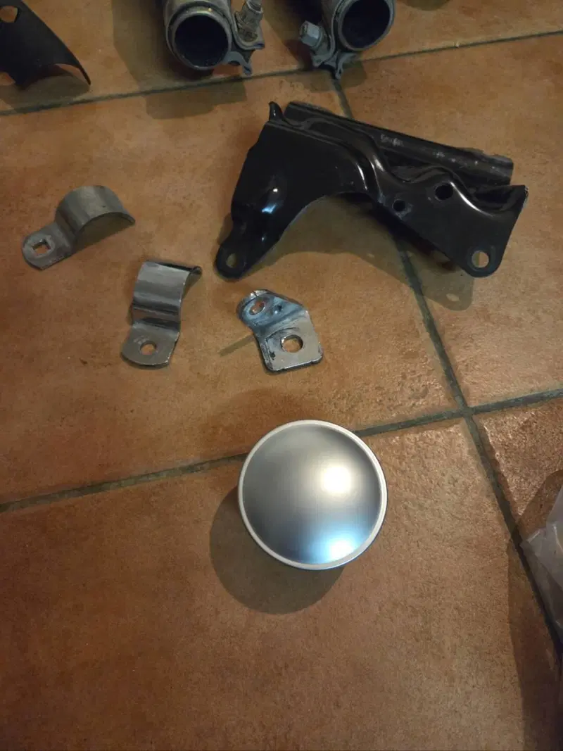 Harley-Davidson 883 Iron (2017 - 20) - XL 883N (7)