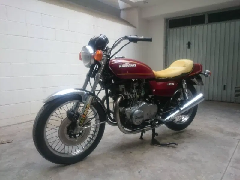 Kawasaki Kz750 b twin