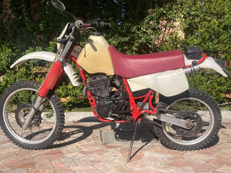 Yamaha TT 600 59x (4)