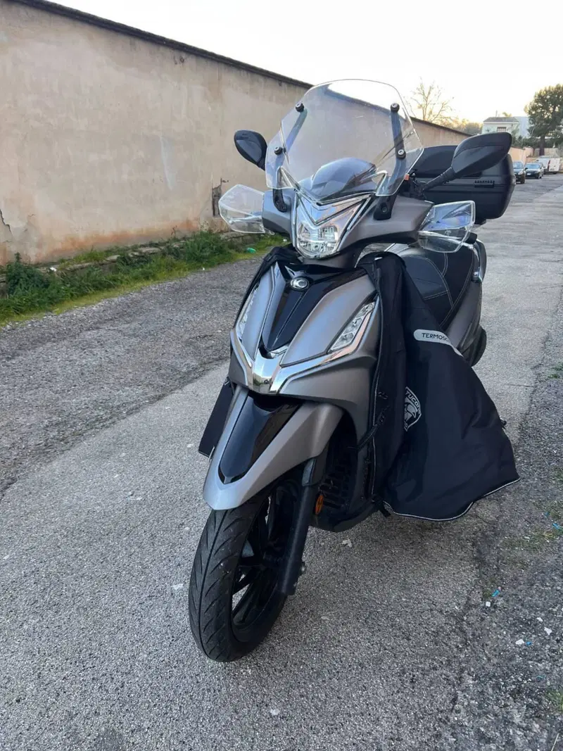 Kymco Agility 300i ABS (2019 - 20) (5)