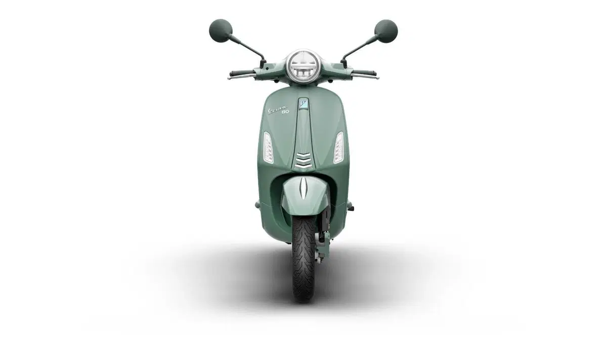 Vespa compie 80 anni: una storia d'amore globale che non invecchia mai (2)