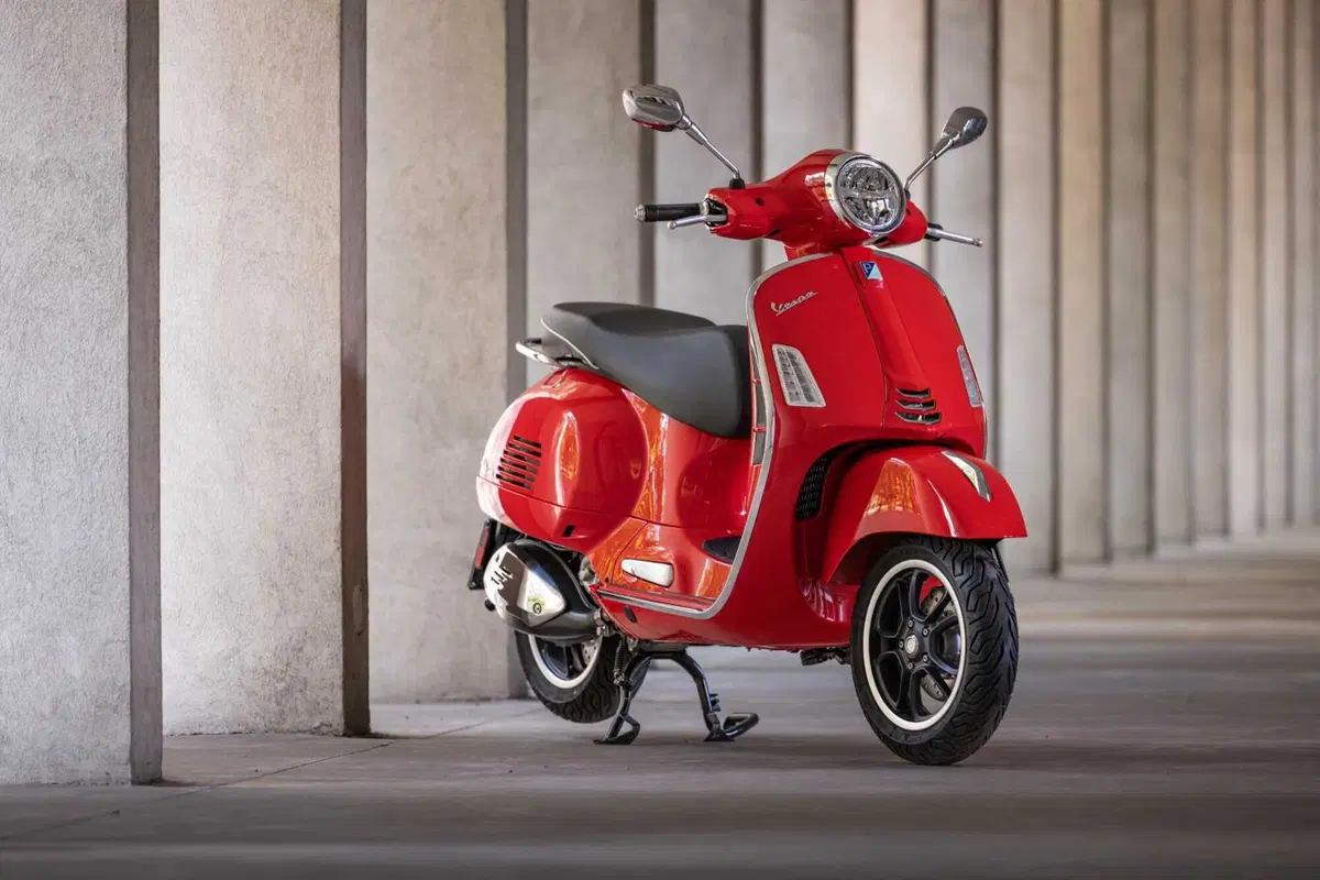 Vespa compie 80 anni: una storia d'amore globale che non invecchia mai (4)