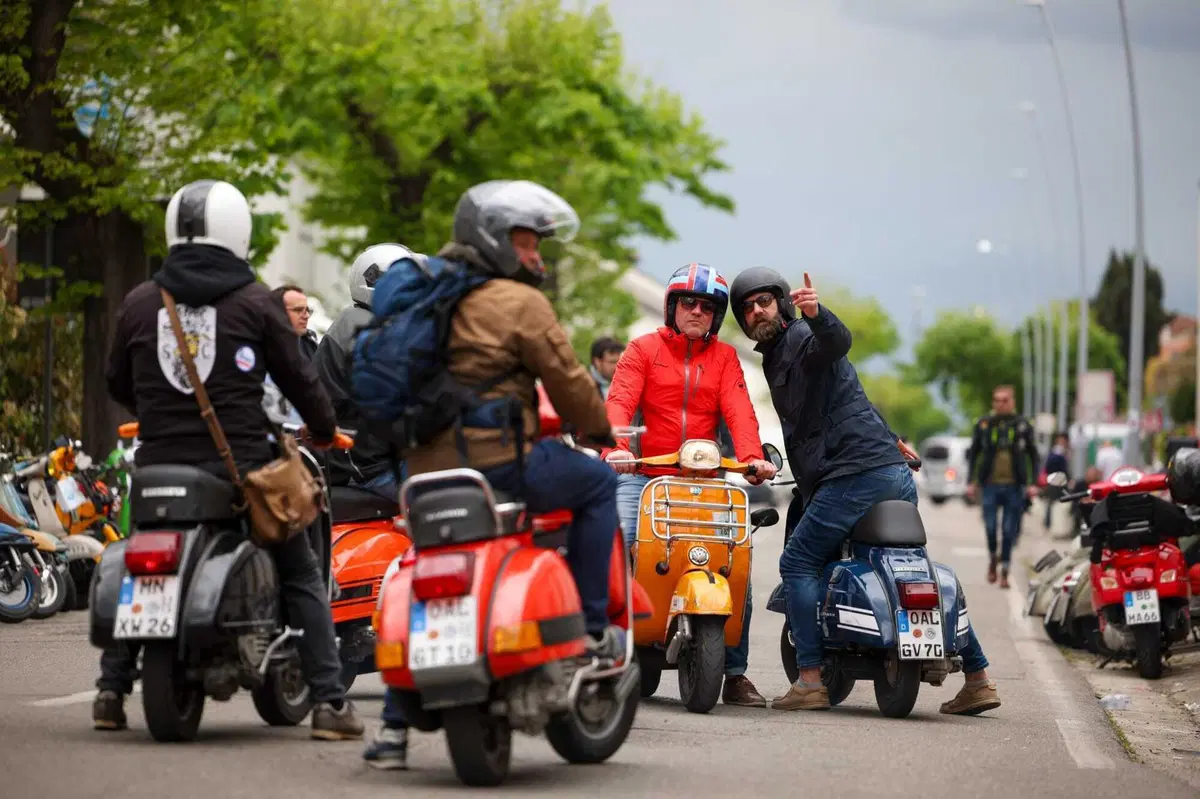Vespa compie 80 anni: una storia d'amore globale che non invecchia mai (10)