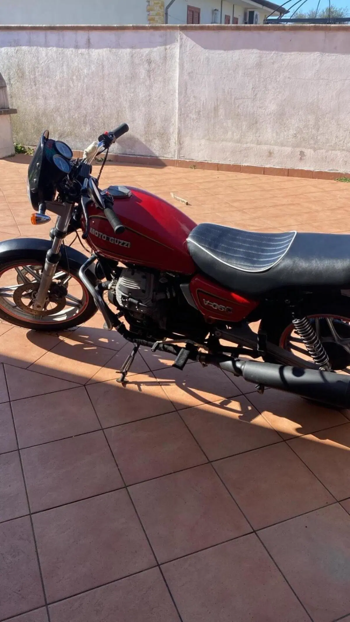 Moto Guzzi V35C (2)