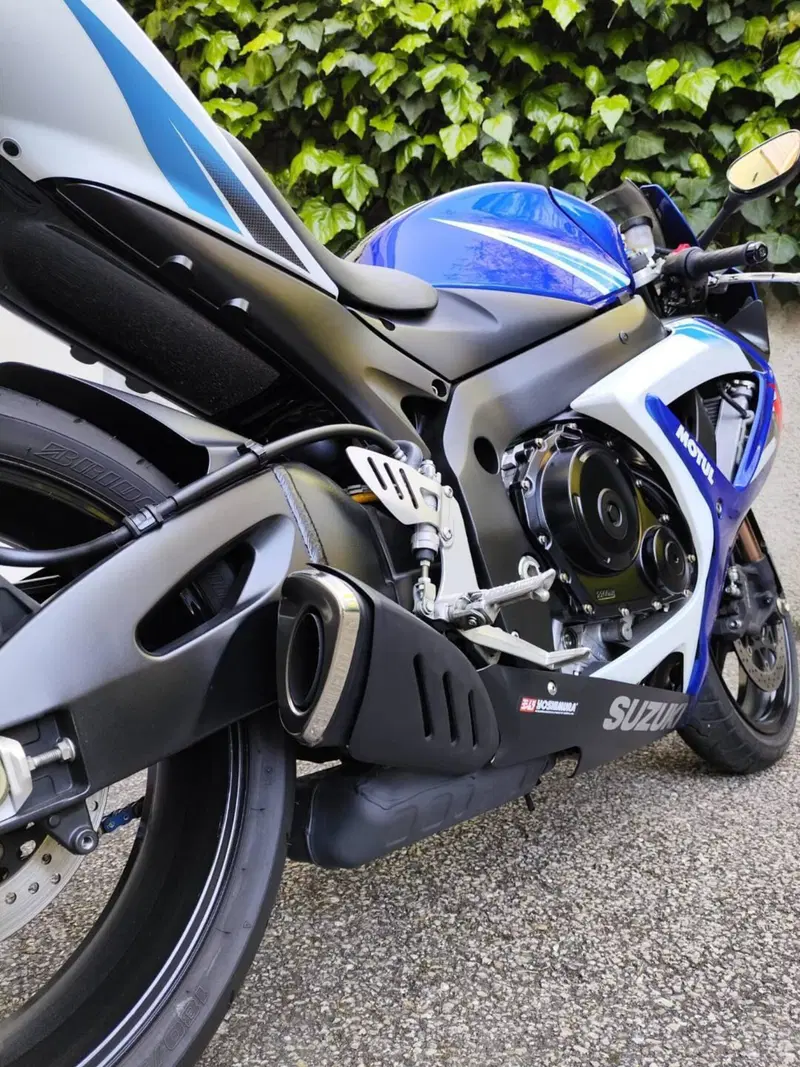 Suzuki GSX R 750 (2006 - 07) (2)