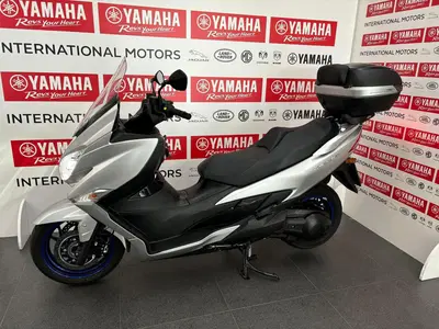 Suzuki Burgman 400 (2022 - 24) usata