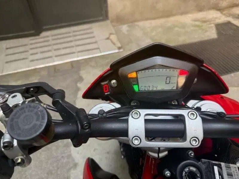 Ducati Hypermotard 1100 (2007 - 09) (3)