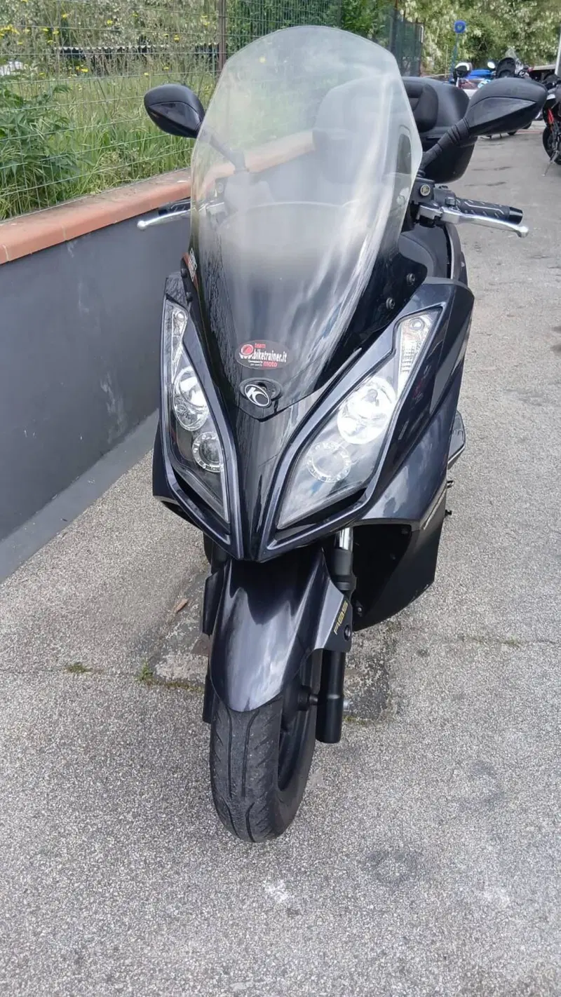 Kymco Downtown 300i ABS (2009 - 17) (2)