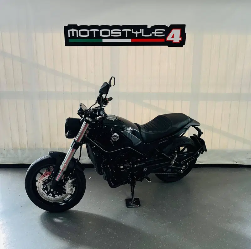 Benelli Leoncino 500 (2021 - 25) (2)